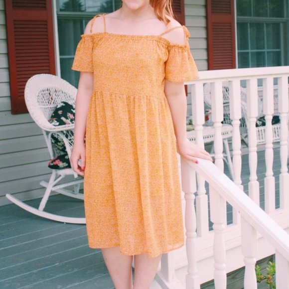 Xhileration Dresses & Skirts - Xhileration Yellow Off-The-Shoulder Tie Dress